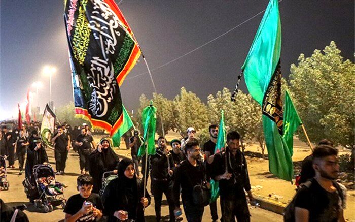 حضور 10 هزار دانش‌آموز از سراسر کشور در پیاده‌روی نجف به کربلا