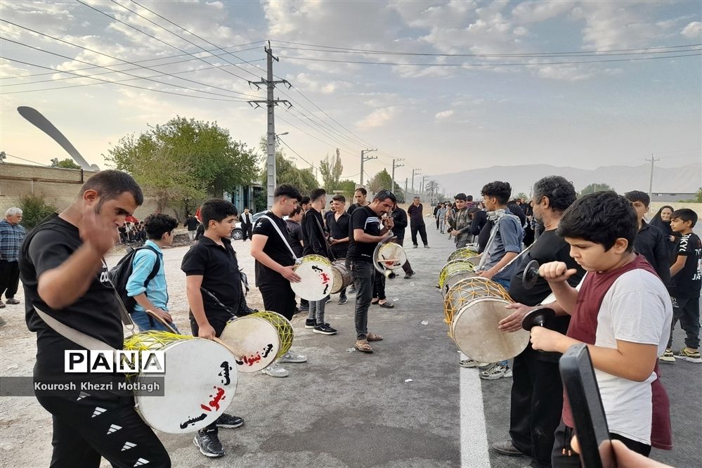 پیاده‌روی جاماندگان اربعین حسینی در شهرستان کازرون