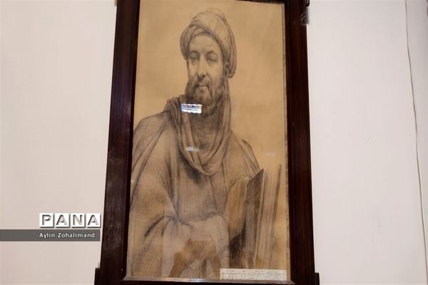 آرامگاه ابوعلی سینا در همدان