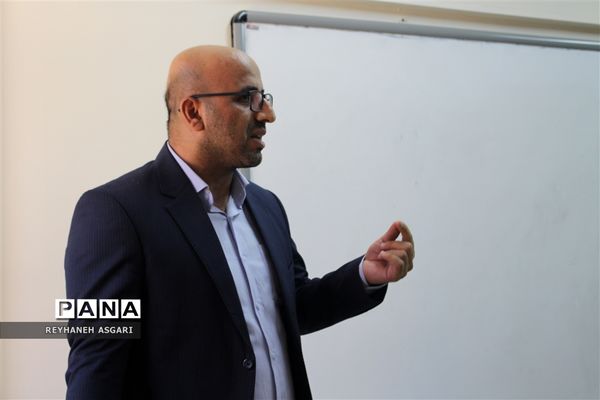 برگزاری کارگاه‌های توانمندسازی در دومین روز رویداد «فصل صعود» ویژه مدیران مقطع ابتدایی شهرستان‌های تهران