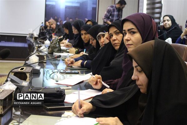 برگزاری کارگاه‌های توانمندسازی در دومین روز رویداد «فصل صعود» ویژه مدیران مقطع ابتدایی شهرستان‌های تهران