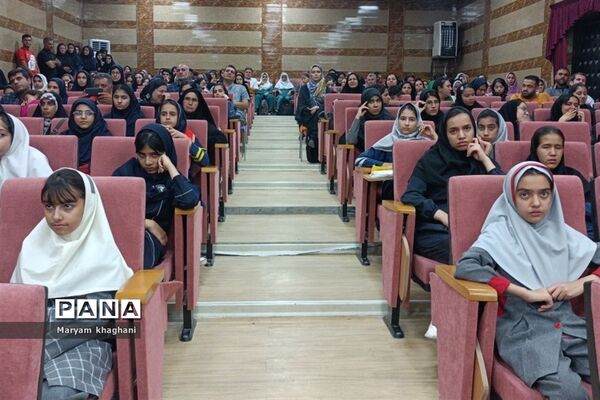 اختتامیه مسابقات استانی گروه دختران المپیاد رویش در اردوگاه شهید دستغیب شیراز