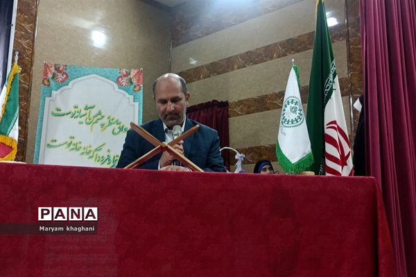 اختتامیه مسابقات استانی گروه دختران المپیاد رویش در اردوگاه شهید دستغیب شیراز