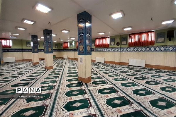 بازدید رئیس گروه دوره‌های سوادآموزی از مدارس ملارد