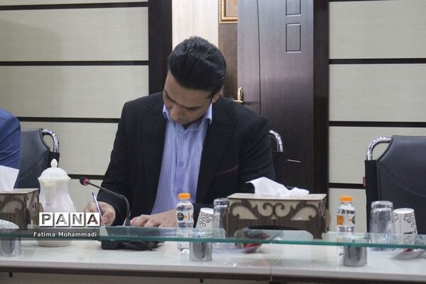 تفاهم‌نامه مشترک اداره‌کل آموزش و پرورش استان بوشهر و  اداره‌کل ورزش و جوانان