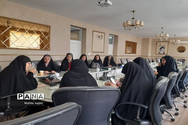 برگزاری جلسه هماهنگی طرح گام های عاشقی با محوریت دانش‌آموزان