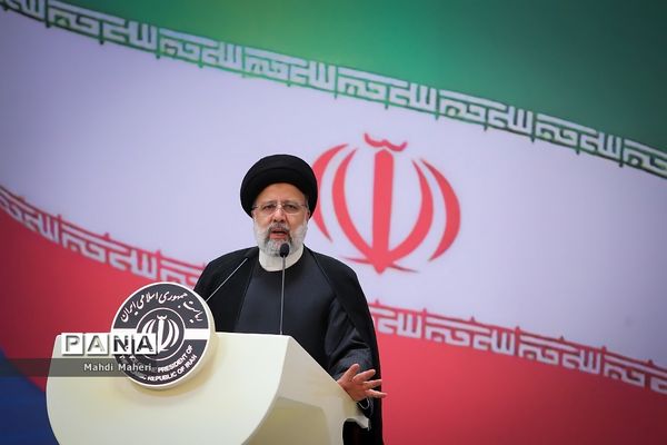 مراسم تجلیل از مدال‌آوران و قهرمانان ورزشی