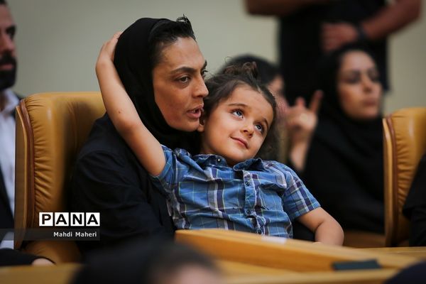 مراسم تجلیل از مدال‌آوران و قهرمانان ورزشی