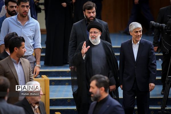 مراسم تجلیل از مدال‌آوران و قهرمانان ورزشی