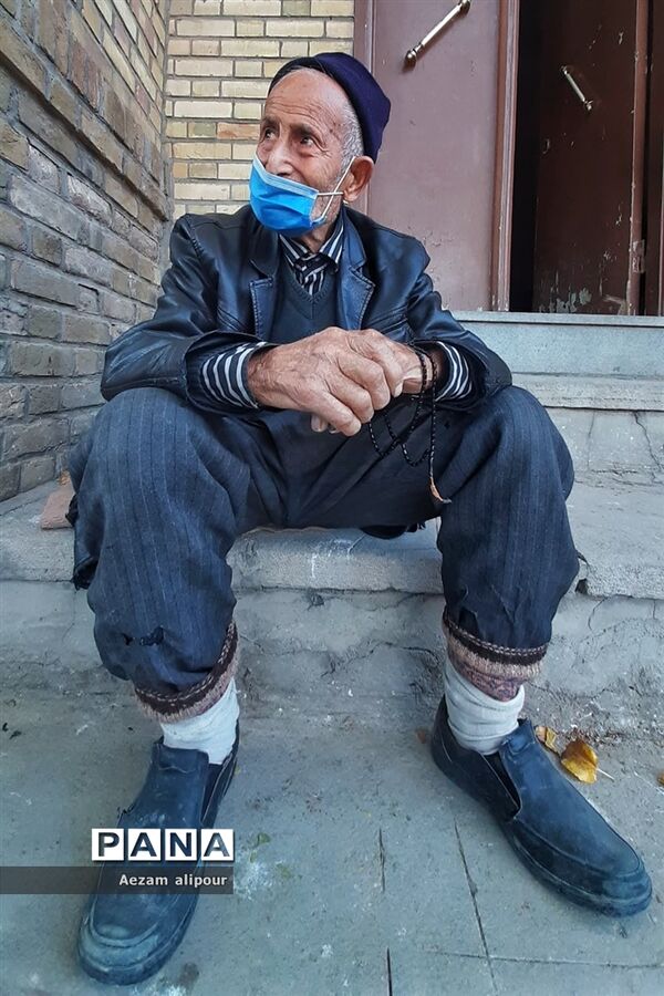 آیینه روزگار