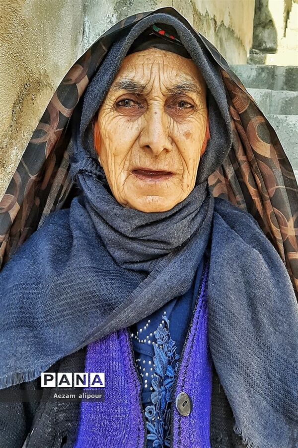 آیینه روزگار