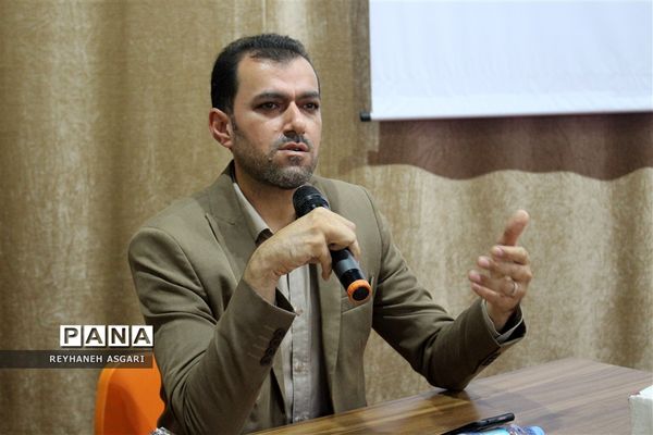 آیین افتتاحیه رویداد توانمندسازی فصل «صعود» ویژه مدیران مقطع متوسطه شهرستان‌های تهران