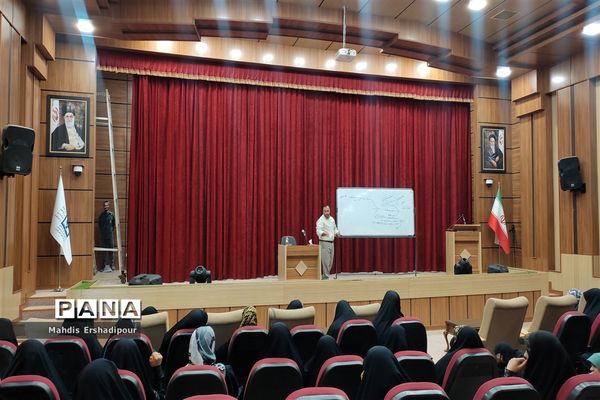 اختتامیه طرح یاوران‌ ولایت شهرستان‌های استان تهران