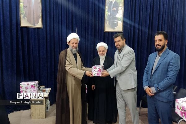 مراسم تجلیل و تقدیر از روحانیون طرح امین شهرستان‌قرچک