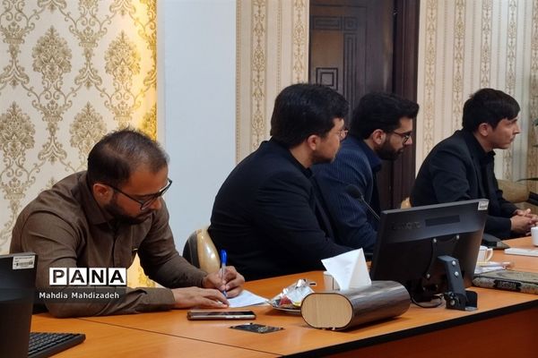 جلسه نشست و کارگاه آموزشی مشاوران جوان استانی، تمام نواحی آموزش و پرورش مشهد