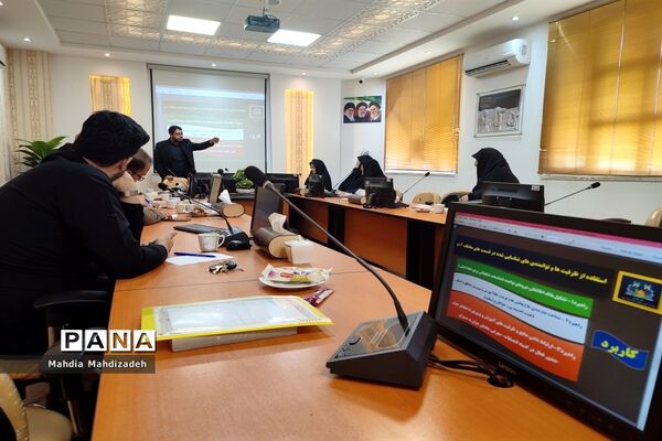جلسه نشست و کارگاه آموزشی مشاوران جوان استانی، تمام نواحی آموزش و پرورش مشهد