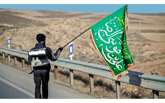 منزل به منزل تا حرم امام رضا(ع) با پای دل می‌رویم