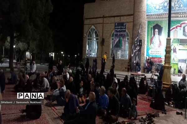 برگزاری مراسم شب شهادت امام رضا(ع)در امامزاده سید محمد(ع)کاشمر