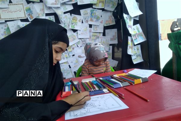 خدمت‌رسانی موکب داران و عاشقان حسینی به زائران امام رضا (ع) در عرصه میدان شهدا