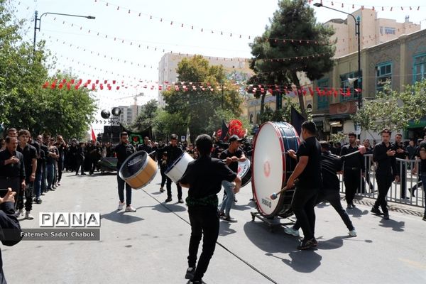 عزاداری مردم مشهد در دهه آخر صفر