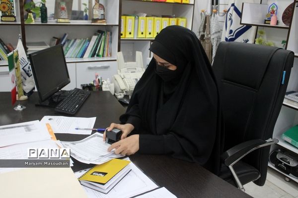 جلسه هماهنگی برنامه‌های هفته پویش خرید امن پلیس فتا در بوشهر