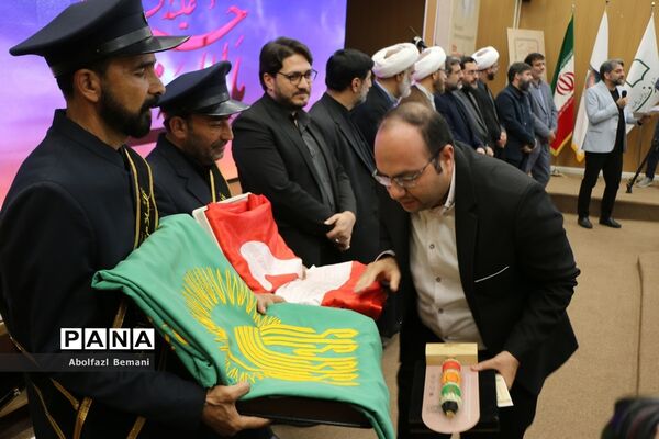 تقدیر از برگزیدگان دومین سوگواره بین‌المللی ملت امام حسین(ع) در قم