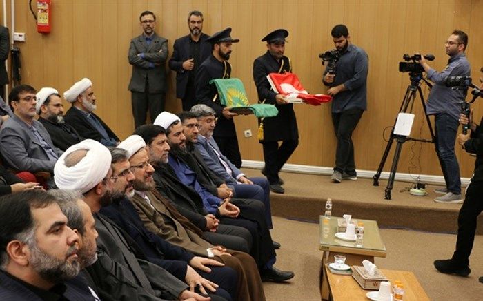 آیین تقدیر از برگزیدگان دومین سوگواره بین‌المللی «ملت امام حسین» در قم برگزار شد