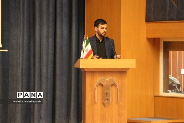 جلسه علمی تخصصی مدیران مدارس در آموزش و پرورش ناحیه ۶ مشهد