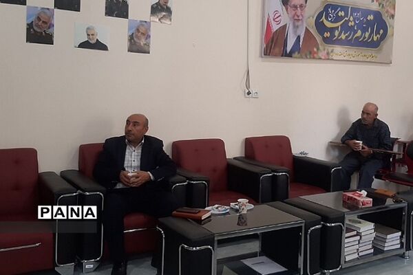 برگزاری جلسه کارگروه ماده ۱۸ سرویس مدارس در آموزش و پرورش رودهن