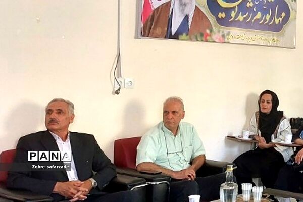 برگزاری جلسه کارگروه ماده ۱۸ سرویس مدارس در آموزش و پرورش رودهن