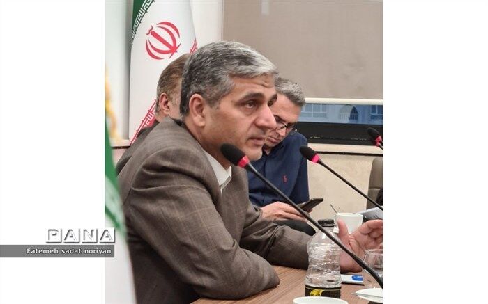 استفاده از ظرفیت دانش‌آموزان و معلمان با هدف فرهنگسازی و خدمتگزاری به زائرین پیاده