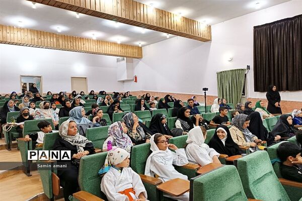 اختتامیه کلاس‌های اوقات فراغت کانون فرهنگی تربیتی ریحانه شهرستان بجنورد