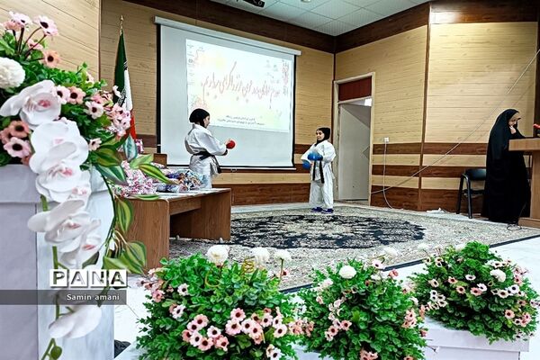 اختتامیه کلاس‌های اوقات فراغت کانون فرهنگی تربیتی ریحانه شهرستان بجنورد