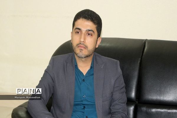 نشست بخشدار مرکزی  بوشهر با مسئول ورزش روستایی و بازی‌های بومی محلی