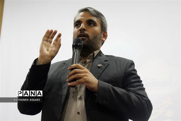 آیین اختتامیه رویداد «فصل صعود» ویژه مدیران مقطع متوسطه شهرستان‌های تهران