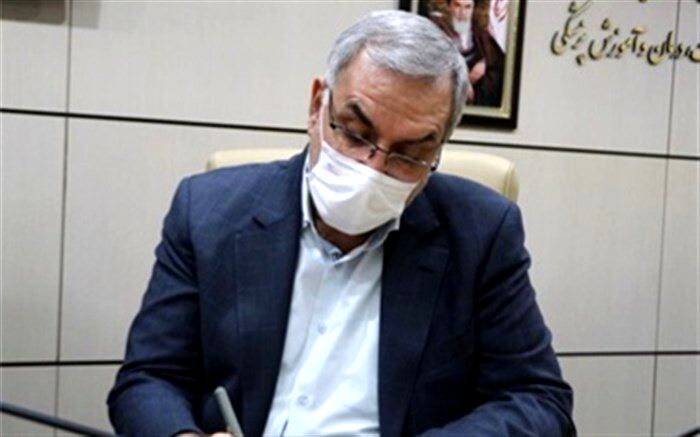 دستور وزیر بهداشت برای ساخت درمانگاه در مسیر پیاده‌روی زائران رضوی