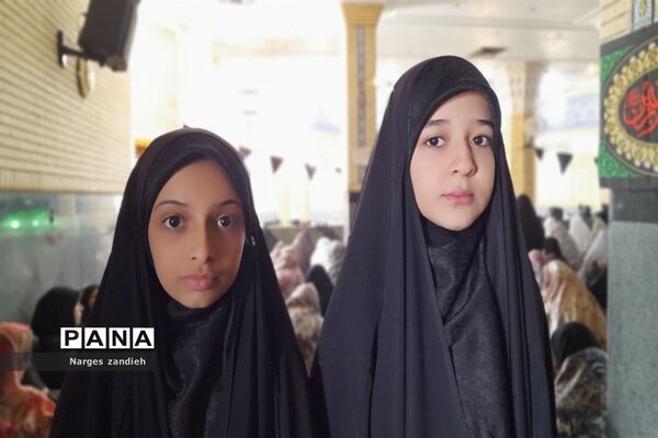 حال و هوای مصلی نماز جمعه شهرستان ملارد در آخرین نمار جمعه ماه صفر