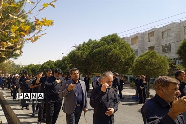 مراسم عزاداری مردم شهرستان گلبهار