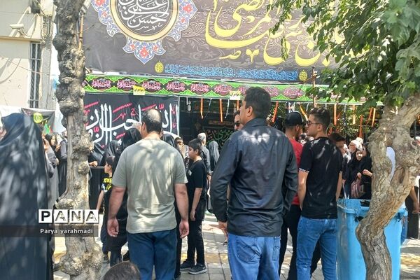 حال و هوای کوچه‌ها و خیابان‌های اطراف حرم‌امام‌رضا‌(ع)