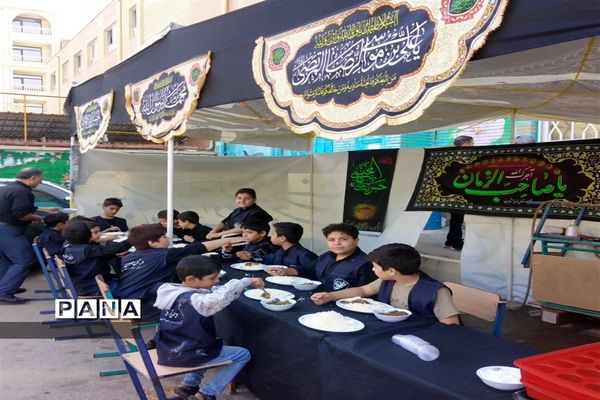 مشارکت پرشور و خودجوش دانش‌آموزان دبستان مولوی در طرح گام‌های عاشقی