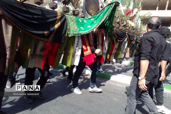 عزاداری زائران و مجاوران رضوی