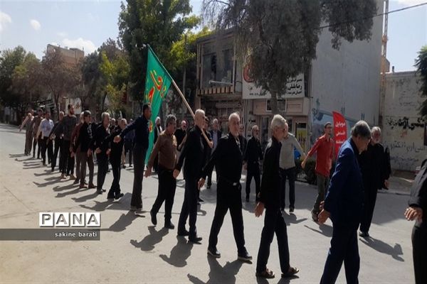 مراسم پیاده‌روی و سینه‌زنی به مناسبت شهادت امام رضا (ع)