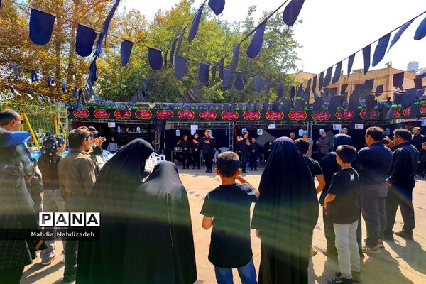 برپایی موکب خدمت‌رسانی شورای هماهنگی مدارس و مراکز غیردولتی مشهد الرضا در دهه آخر صفر