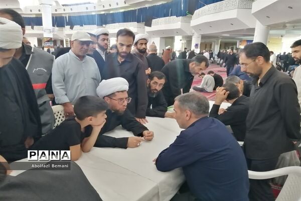 میز خدمت آموزش و پرورش قم در نماز جمعه