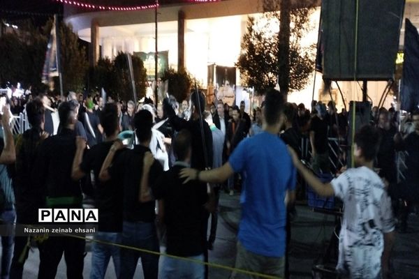 حال و هوای حرم مطهر رضوی در شب شهادت علی بن موسی الرضا (ع)