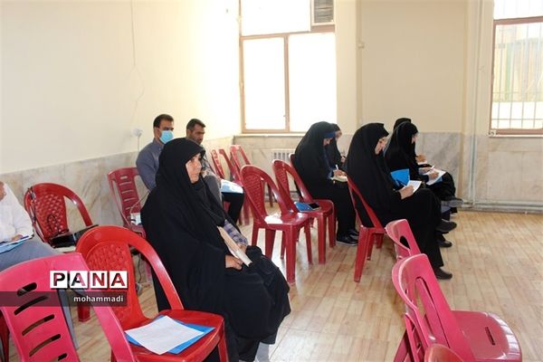 آموزش و ارتقاءتوانمندی‌های منابع انسانی معاونت پرورشی و فرهنگی