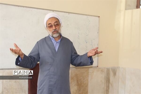 آموزش و ارتقاءتوانمندی‌های منابع انسانی معاونت پرورشی و فرهنگی