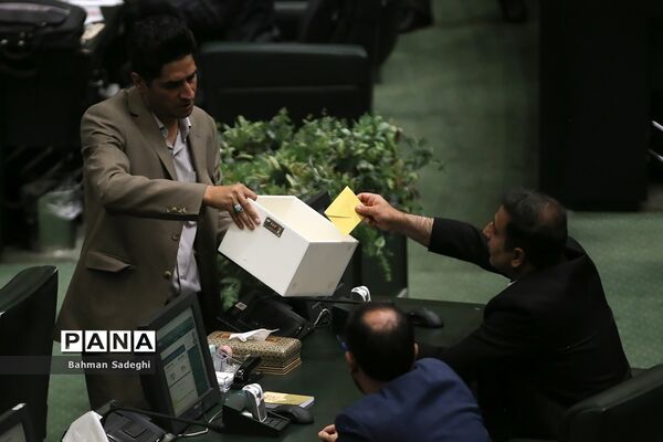 جلسه رای اعتماد به وزیر پیشنهادی ورزش و جوانان