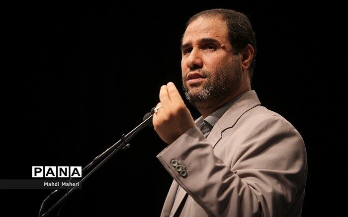 باید کتاب «گمشده‌ای که پیدا بود» به یک نماد تبدیل شود