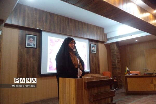 برگزاری جلسه معارفه مدیران و کادر جدید اجرایی  با اولیا